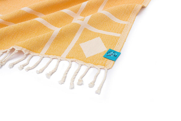 Towels like sand cloud